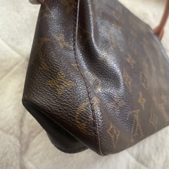 VUITTON ルーピング　ハンドバッグの画像