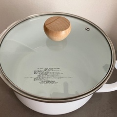 新品・未使用品「ホーローガラス蓋両手鍋」の画像