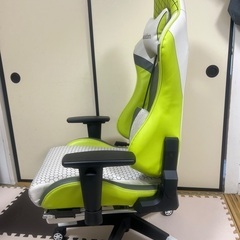 ゲーミングチェア