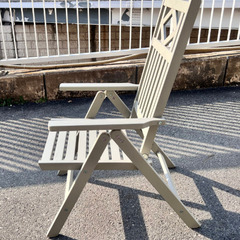IKEA リクライニングチェア(IKEA Reclining Chair)の画像