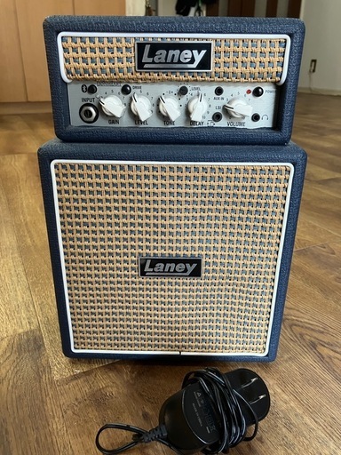【今週末、値下げ予定】Laney ( レイニー ) MINISTACK-B-LION　電池駆動ギターアンプ