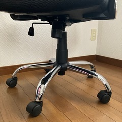 期間限定値下げ　ハイバックメッシュチェアの画像