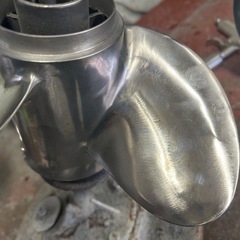 ステンレス　プロペラ　クイックシルバーミラージュ23Pの画像