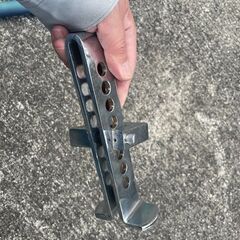 【中古品】ハンドルバーとペダルロックのセットの画像