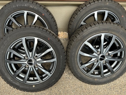 LEBEN 14インチ スタッドレス ナット付き 4本