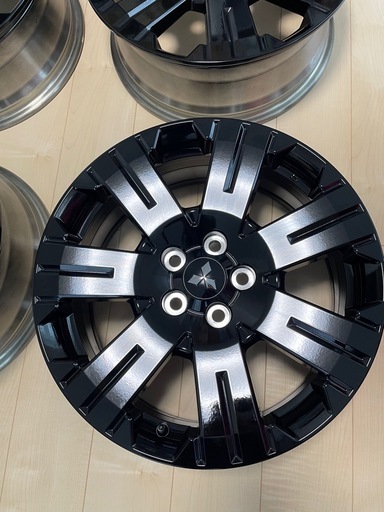 デリカD5新車外し純正ホイール18インチ4本アルミ デリカD5 シャモニー