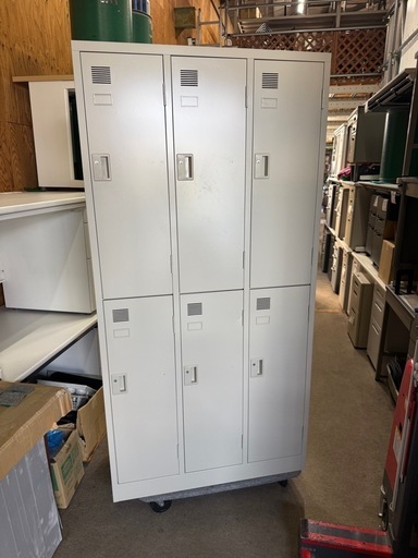 6人用ロッカー　鍵付き　東洋事務器　幅90 奥51 高さ179cm
