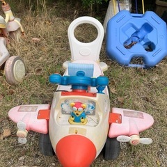 子供　お外おもちゃ　ひこうき
