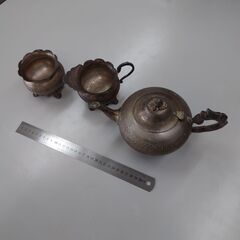 ティーポット・砂糖入れ・ミルク入れ・展示用（中古）