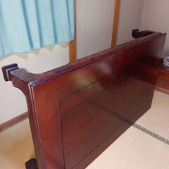 テーブル