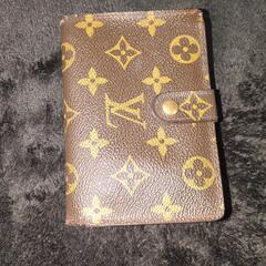 LVがま口財布