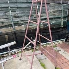 脚立　ハシゴ