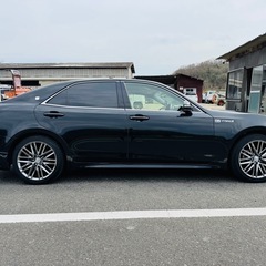 クラウンアスリートハイブリッドの画像