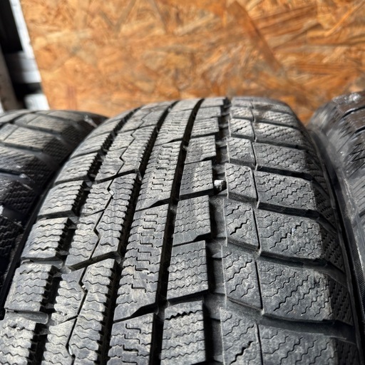 バリ山　TOYO TRANPATH TX 195/65R15 スタッドレス　タイヤ　2021年製　15インチ