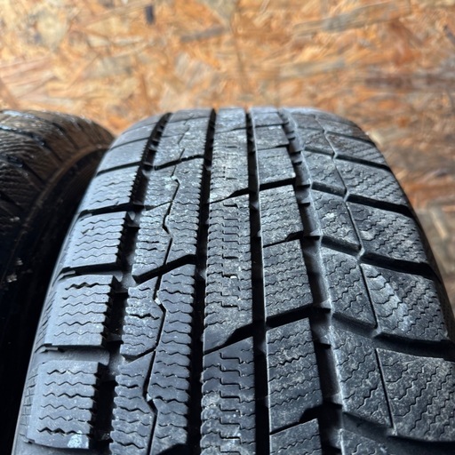 バリ山　TOYO TRANPATH TX 195/65R15 スタッドレス　タイヤ　2021年製　15インチ