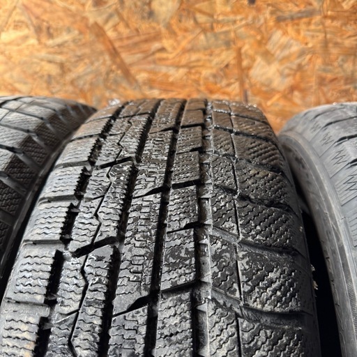 バリ山　TOYO TRANPATH TX 195/65R15 スタッドレス　タイヤ　2021年製　15インチ