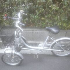 整備済み中古自転車　16/20インチ　税別￥29.800-　ブリヂストンミンナ　前２輪の三輪自転車　シルバー329の画像