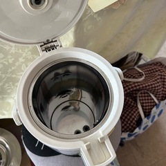 東芝製保温ポットの画像