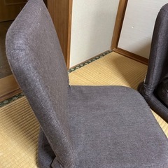 折りたたみ座椅子
の画像