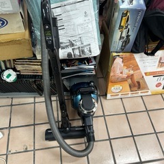 東芝トルネオV　サイクロン式クリーナーVC-S780J-L　TO...