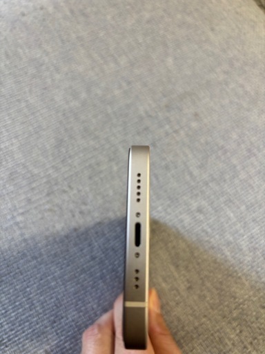 画面全くキズ無しiphone6s silver 16GB バッテリー99％ SIMフリー