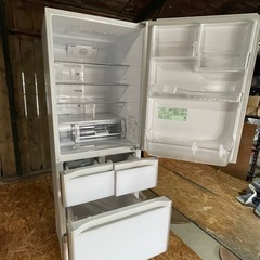 冷蔵庫の画像
