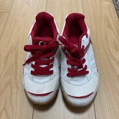 ボウリングシューズ
