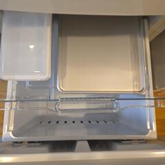 2ドア冷蔵庫の画像