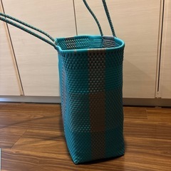 メルカドバックの画像