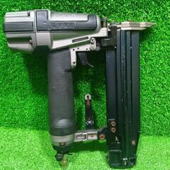 マキタ AF502 仕上げ釘打ち機【船橋馬込店】【店頭取引限定】【ジャンク】管理番号：IT7ZFZXGJQXKの画像