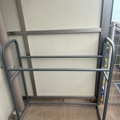 タイヤラック　4本