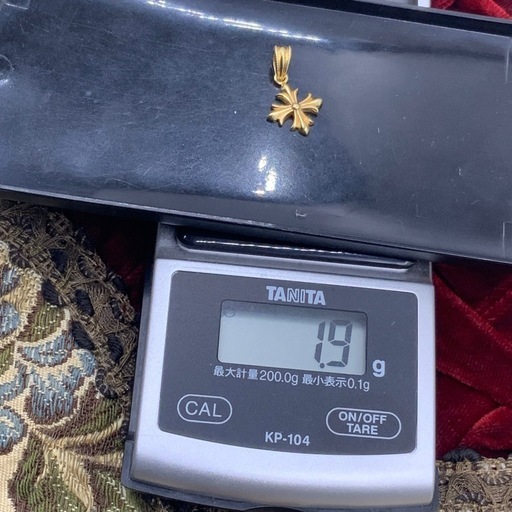 K18 クロスペンダント　トップ　1.9g