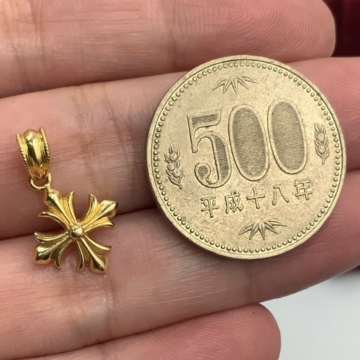 K18 クロスペンダント　トップ　1.9g