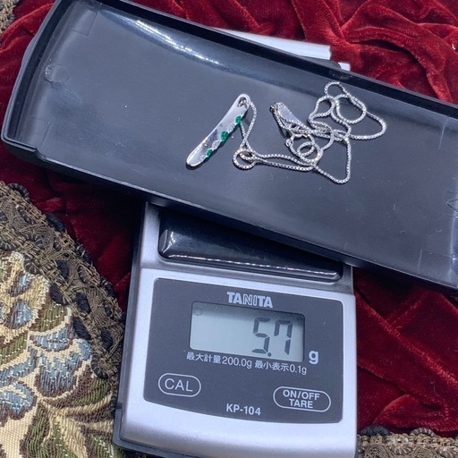 Pt850 ダイヤ　エメラルド　ネックレス　5.7g