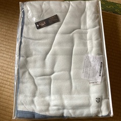 【新品未使用】シルク混綿毛布