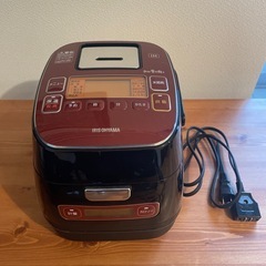 値下げ中　アイリスオーヤマ炊飯器（3合炊き）IRIS OHYAM...