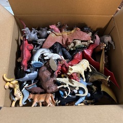 アニアなど　フィギュア　まとめ売り　大量　動物　恐竜の画像