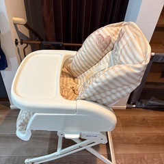 アップリカ　ハイローチェア
