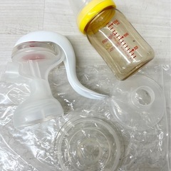 【中古品】pigeon ピジョン 搾乳器 さく乳器 手動 ベビー用品 マタニティ 出産準備の画像