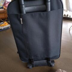 スーツケースの画像