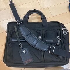 TUMIショルダーバッグカバン