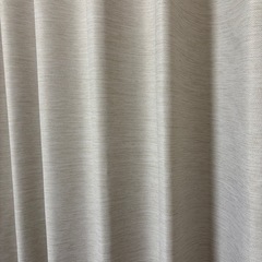 カーテンの画像