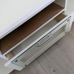 テレビ台　収納棚の画像