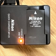 Nikon デジタル一眼レフカメラ 本体　D40の画像