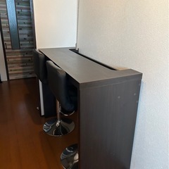カウンターテーブルとチェアー2脚セット　配達料無料