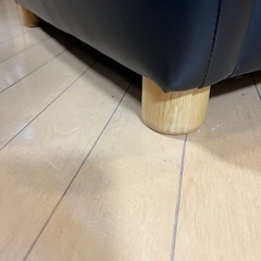🏵️レザー調ソファーの画像