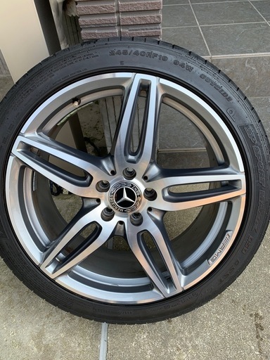 ベンツEクラスＡＭＧホイール19インチ　ガリ傷なし