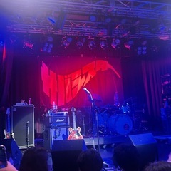 ガールズバンド組みたいです！