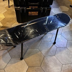 スケートボード型カフェテーブル　キャンプなどに
