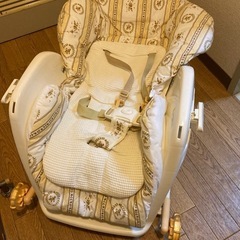 カトージのハイローチェアの画像